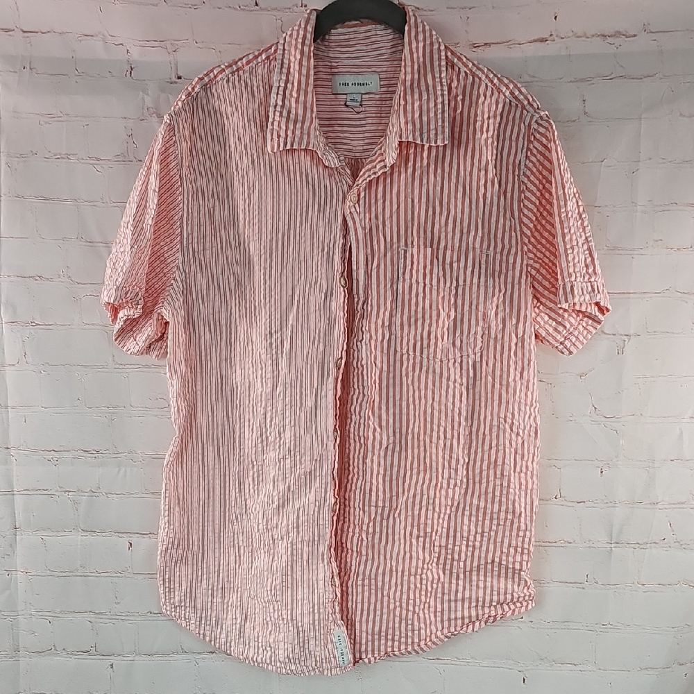 Red and White Casual Button Down Shirt with Classic Collar